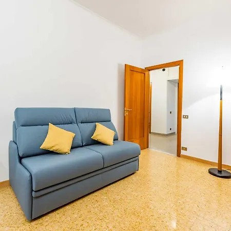 Iolanda Fine & Spacious Flat