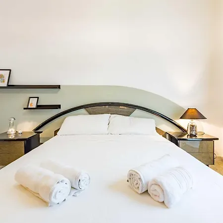 شقة Iolanda Fine & Spacious Flat *